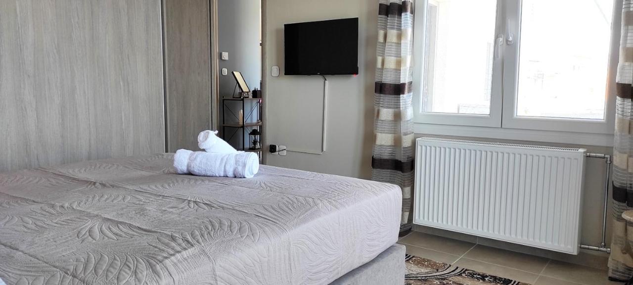 Spiros - Full Renovated House 2022 Apartment Marmaron  Exterior photo